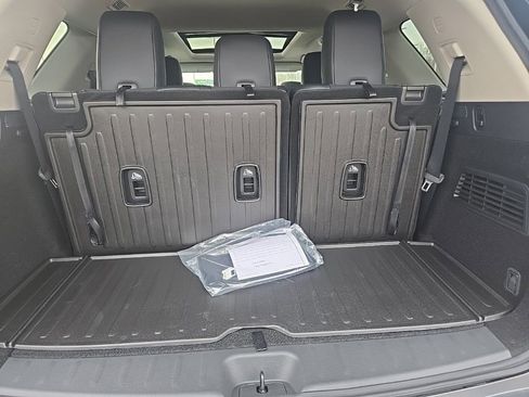 New 2026 Nissan Pathfinder Platinum AWD/4WD image 48