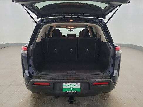 Used 2022 Nissan Pathfinder SV image 29