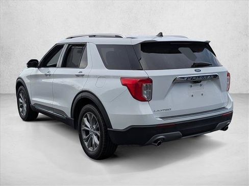 Used 2022 Ford Explorer Limited w/ Equipment Group 301A RWD image 8