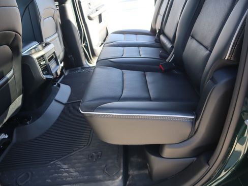 New 2026 RAM 1500 Laramie AWD/4WD image 13