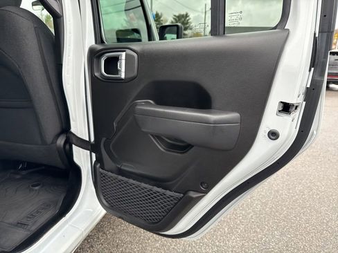 Certified 2024 Jeep Wrangler Unlimited Sport AWD/4WD image 25