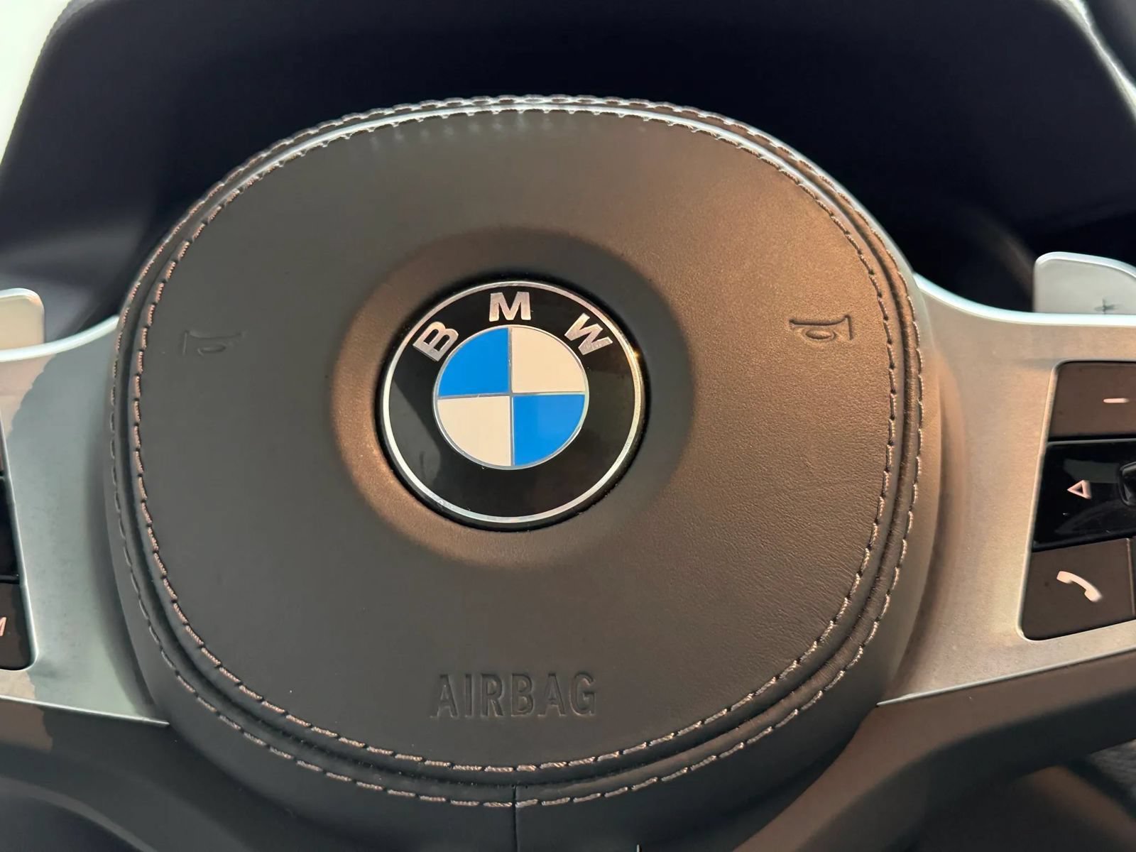 Used 2023 BMW X6 xDrive40i w/ M Sport Package AWD/4WD image 23