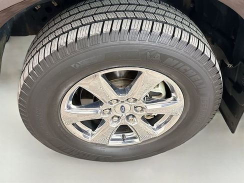 Used 2019 Ford F150 Lariat image 33