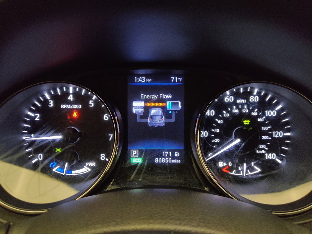 Used 2018 Nissan Rogue SL FWD image 23