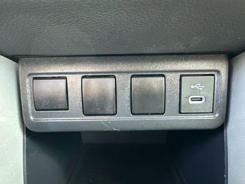 Used 2024 Toyota Corolla Cross AWD Hybrid image 40