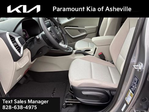 New 2025 Kia Soul LX image 15