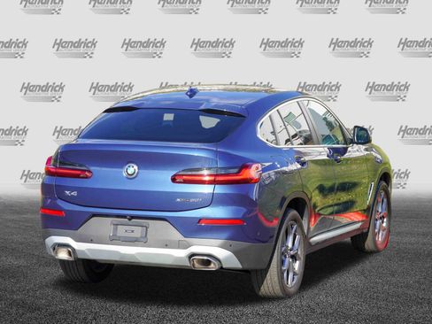 Certified 2025 BMW X4 xDrive30i image 8