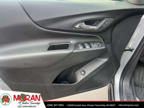 Certified 2024 Chevrolet Equinox LT w/ LPO, Floor Liner Package FWD image 15