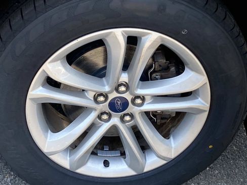 Used 2020 Ford Edge SEL w/ Cargo Accessory Package FWD image 27