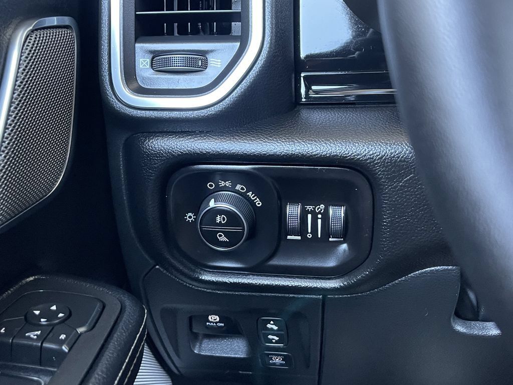 New 2026 RAM 1500 Laramie w/ Night Edition AWD/4WD image 37