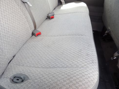 Used 2025 Chevrolet Express 3500 LS RWD image 32