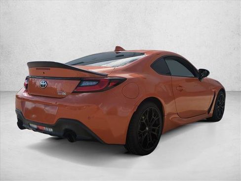 Certified 2023 Toyota GR86 10th Anniversary SE RWD image 5