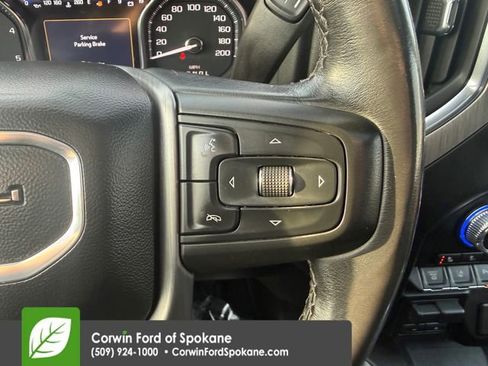 Used 2022 GMC Sierra 2500 Denali w/ Denali Black Diamond Edition image 28