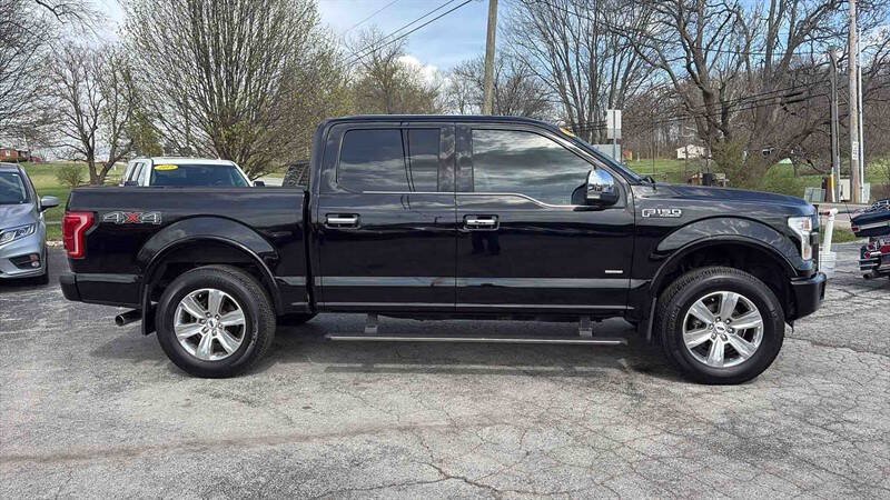 Used 2016 Ford F150 Platinum w/ Equipment Group 701A Luxury AWD/4WD image 1