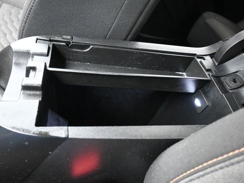 Used 2020 Chevrolet Equinox LT image 21