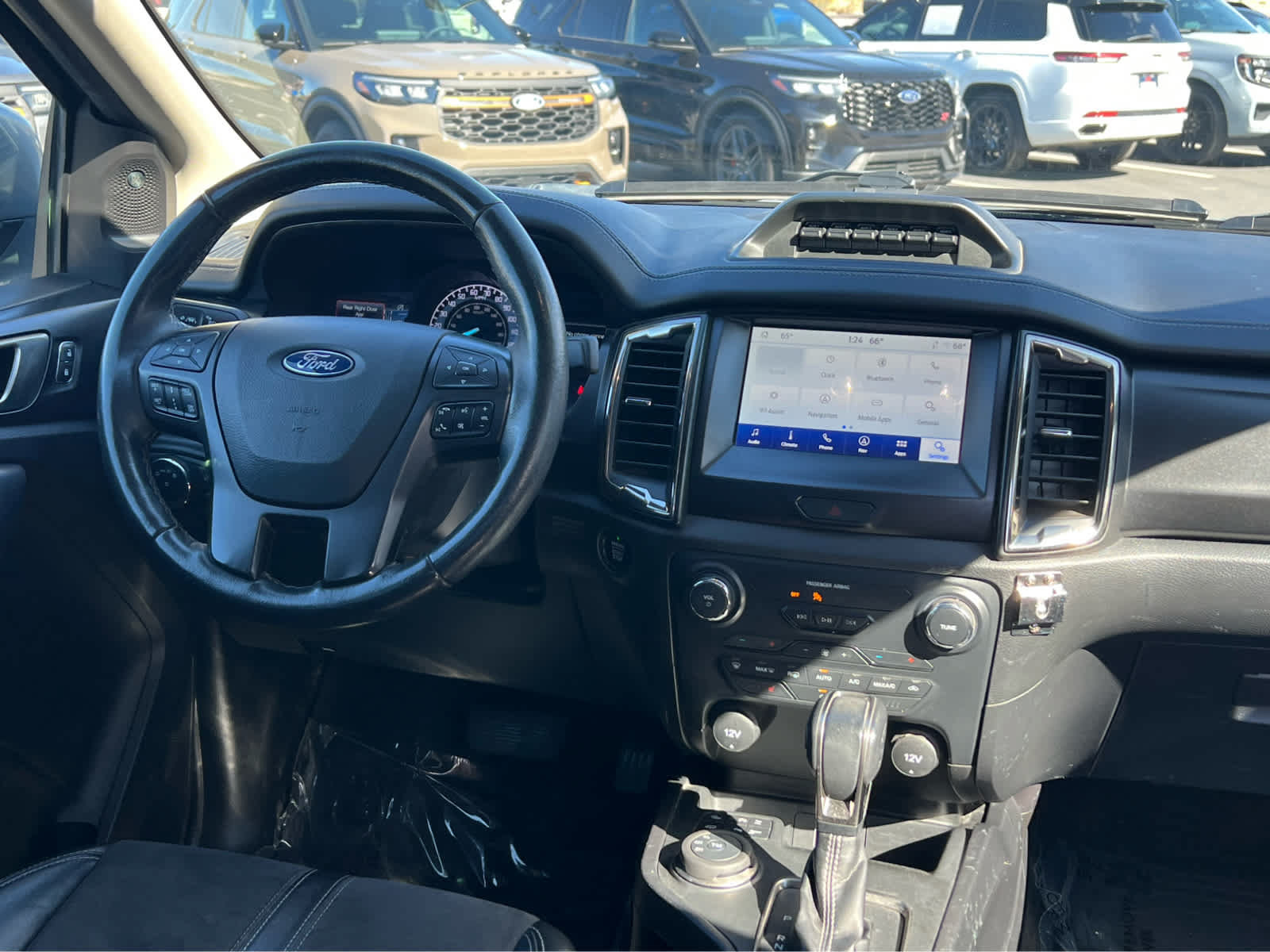 Used 2023 Ford Ranger Lariat w/ Tremor Off-Road Package AWD/4WD image 2