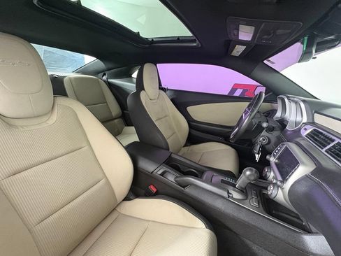Used 2015 Chevrolet Camaro SS RWD image 34