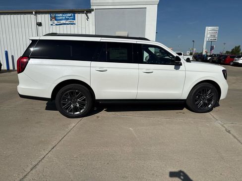 New 2026 Ford Expedition Max Platinum AWD/4WD image 5
