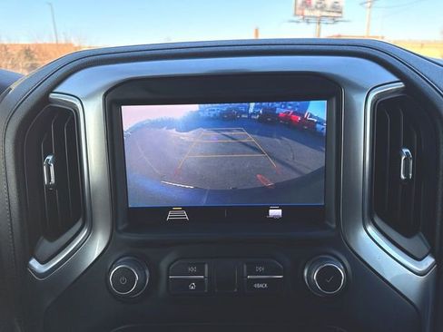 Used 2022 Chevrolet Silverado 1500 LT image 14