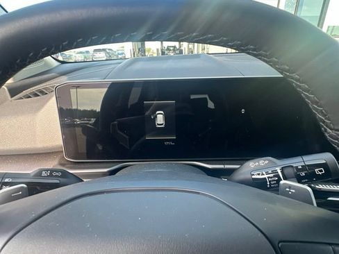 Certified 2026 Kia Sportage EX w/ EX Panoramic Sunroof Package AWD/4WD image 10