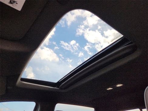 New 2026 GMC Sierra 1500 Denali w/ Technology Package image 20