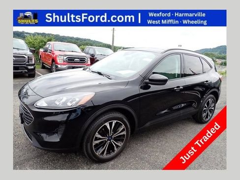 Used 2022 Ford Escape SE w/ SE Sport Appearance Package AWD/4WD image 1