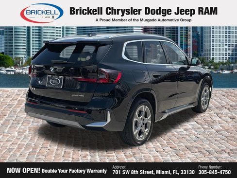 Used 2025 BMW X1 xDrive28i AWD/4WD image 5