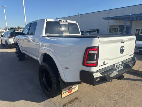 Used 2022 RAM 3500 Limited image 5