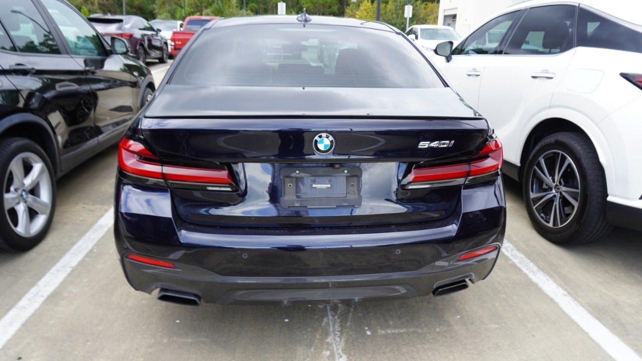 Used 2023 BMW 540i w/ M Sport Package RWD image 6