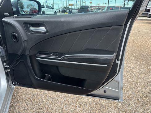 Used 2023 Dodge Charger SXT RWD image 23