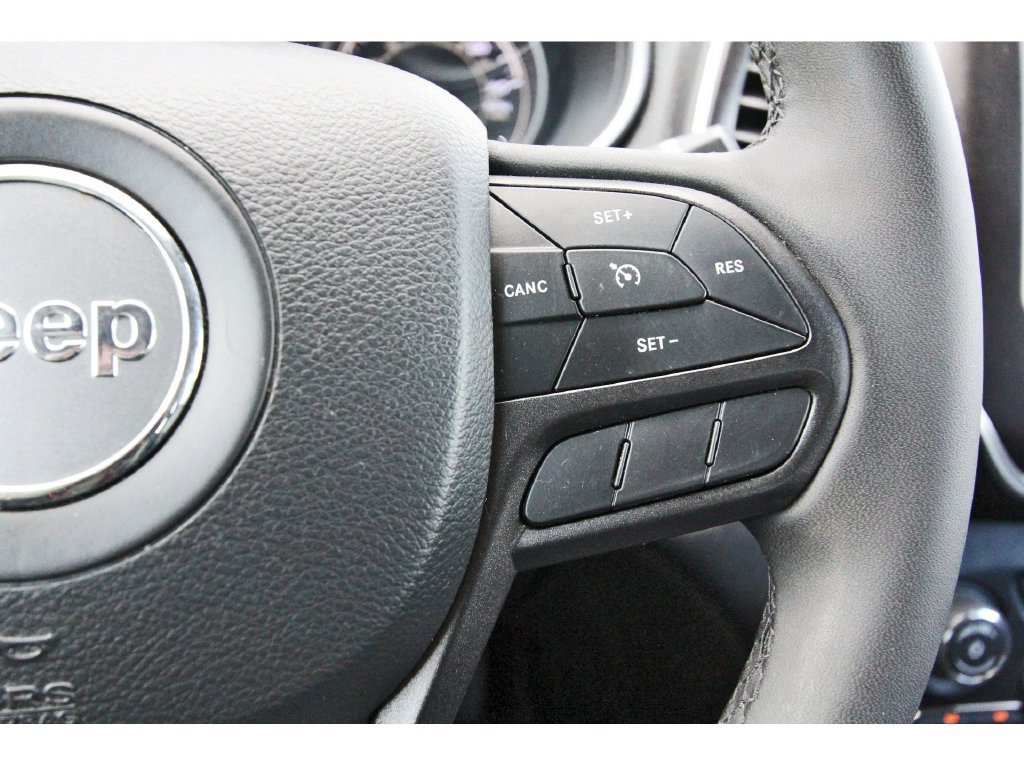 Used 2022 Jeep Cherokee Trailhawk w/ Trailer Tow Group AWD/4WD image 20