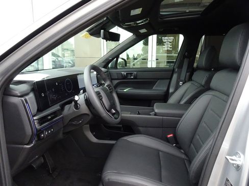 New 2025 Hyundai Santa Fe Calligraphy image 8