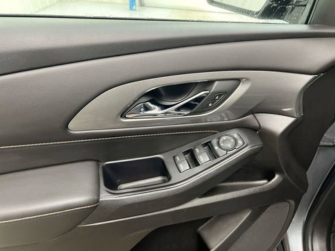 Used 2018 Chevrolet Traverse LS image 20