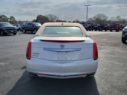 Used 2014 Cadillac XTS Luxury w/ Driver Awareness Package image 16
