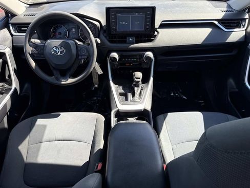 Used 2019 Toyota RAV4 LE image 15