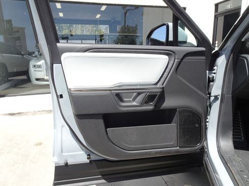 Used 2024 Rivian R1S Adventure AWD/4WD image 12