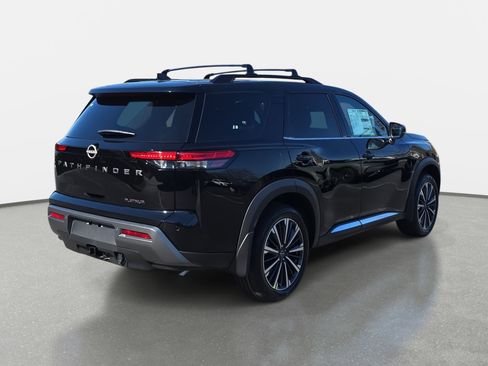 New 2026 Nissan Pathfinder Platinum image 5
