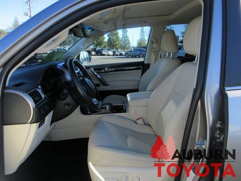 Used 2023 Lexus GX 460 Premium image 14