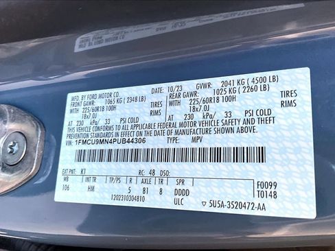 Certified 2023 Ford Escape ST-Line w/ Tech Pack #1 image 34