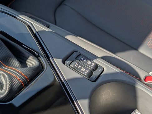 Used 2025 Subaru Crosstrek 2.5i Limited w/ Crosstrek Mirror Package image 10