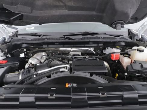 Used 2024 GMC Sierra 2500 AT4 w/ AT4 Premium Plus Package AWD/4WD image 15