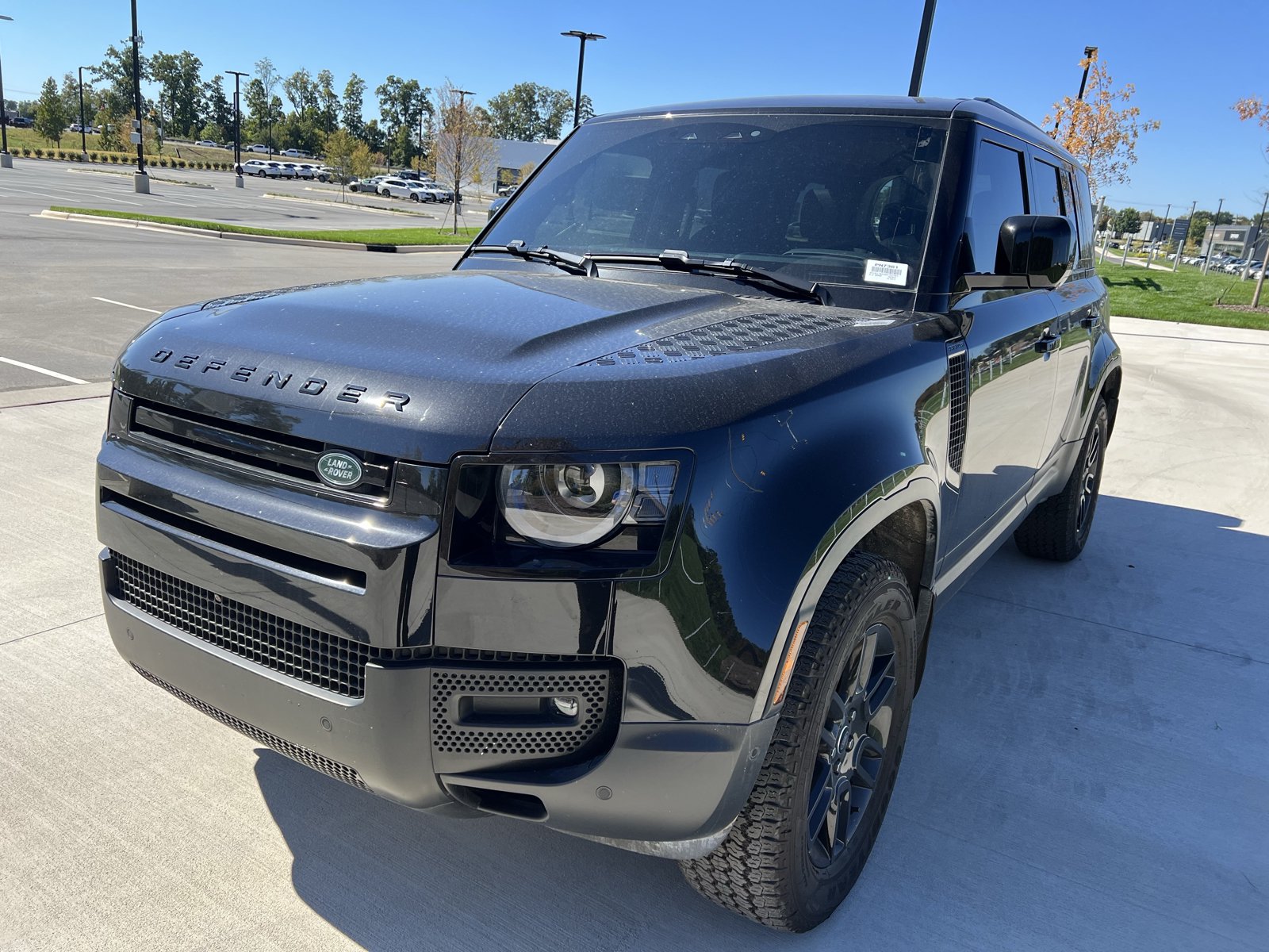 Used 2025 Land Rover Defender 110 S AWD/4WD image 4