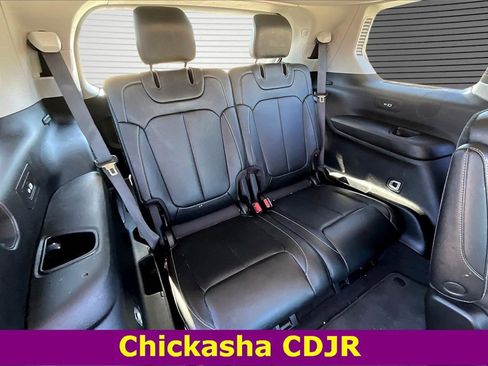 Used 2022 Jeep Grand Cherokee L Limited image 24