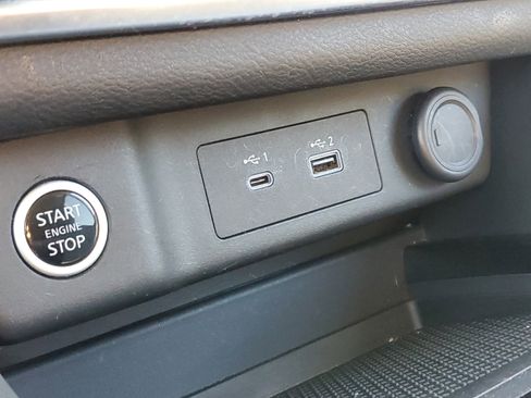 Used 2023 Nissan Rogue S FWD image 26