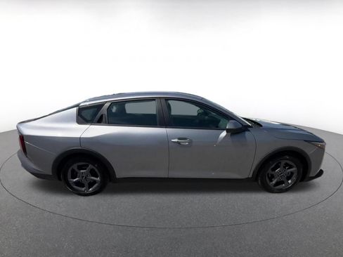 Used 2025 Kia K4 FWD image 16