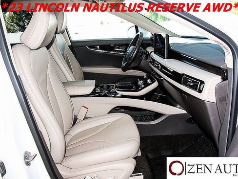 Used 2023 Lincoln Nautilus Reserve w/ Equipment Group 201A AWD/4WD image 29