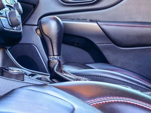 Used 2022 Jeep Cherokee Trailhawk w/ Sound & Nav Group image 30