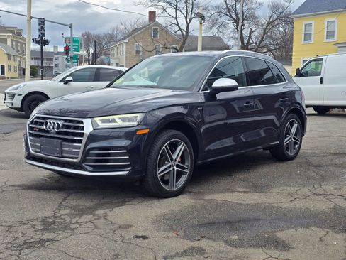 Used 2018 Audi SQ5 Prestige w/ Prestige Package AWD/4WD image 3
