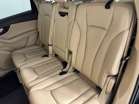 Used 2017 Audi Q7 3.0T Premium Plus image 38