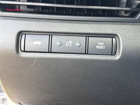 Certified 2025 Nissan Altima 2.5 SR w/ SR Premium Package FWD image 19
